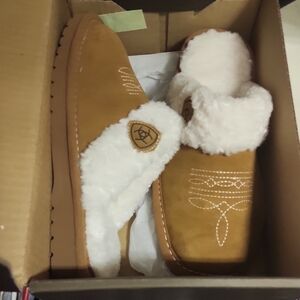 Cozy Tan and White Women's Slippers